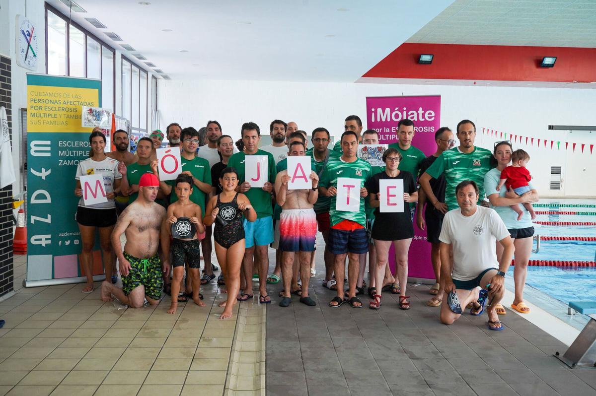 Reportaje foto, campaña "Mójate por la EM"