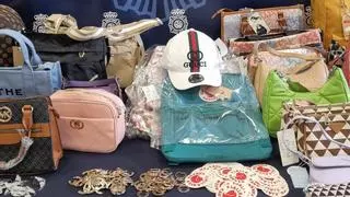 La Policía Nacional desmantela un grupo criminal que distribuía falsificaciones de bolsos y carteras y tenía dos naves en Silvota