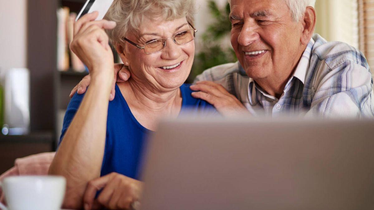 Buenas noticias para los jubilados: así sube la paga extra de navidad en 2023