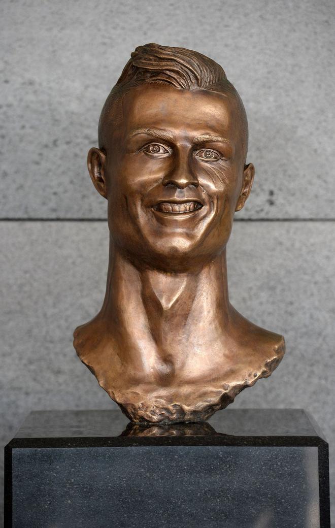 El busto de los horrores de Cristiano Ronaldo