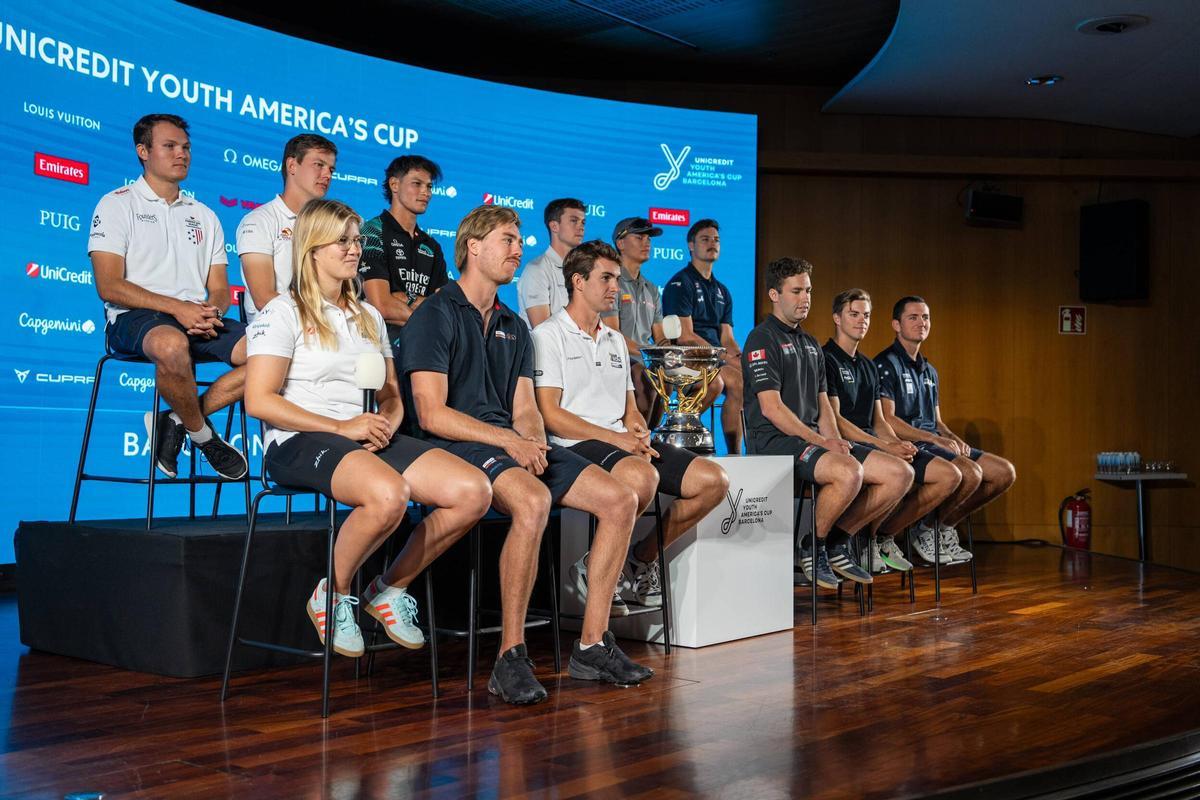 Los 12 equipos de jóvenes de la Copa América izan velas Los 12 equipos de jóvenes de la Copa América izan velas