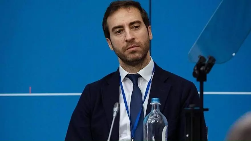 Mathieu Flamini, exjugador del Arsenal y millonario, desea volver al mundo del fútbol y encabezar un equipo.