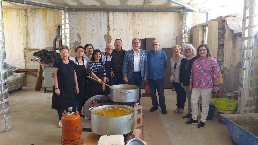 Agua y olla en la fiesta de San Isidro de Teresa