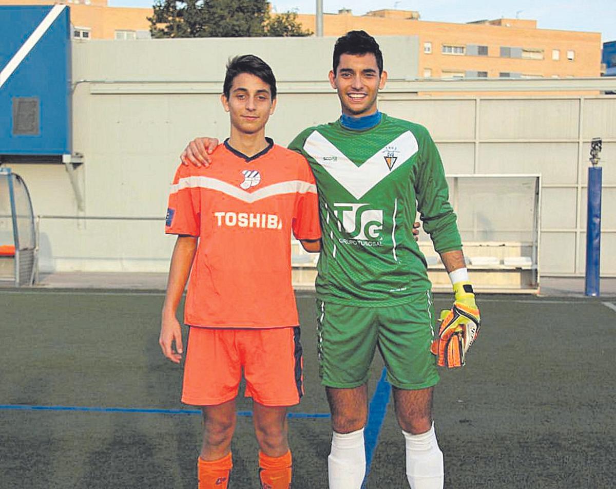 Ramon i Tomás Terrats van ser rivals quan jugaven al juvenil de l'Europa i el Badalona a la Lliga Nacional