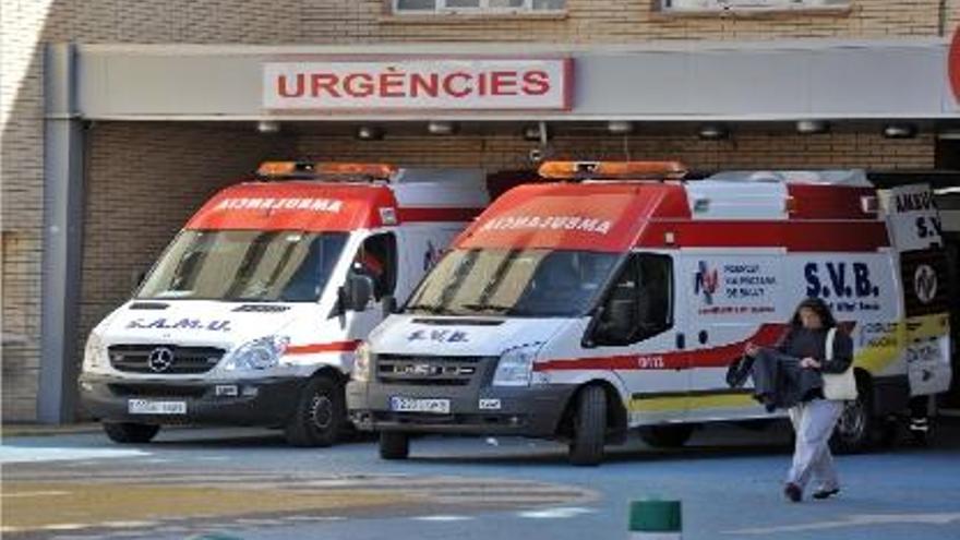 El menos se recupera de sus heridas en el Hospital General de Castelló.