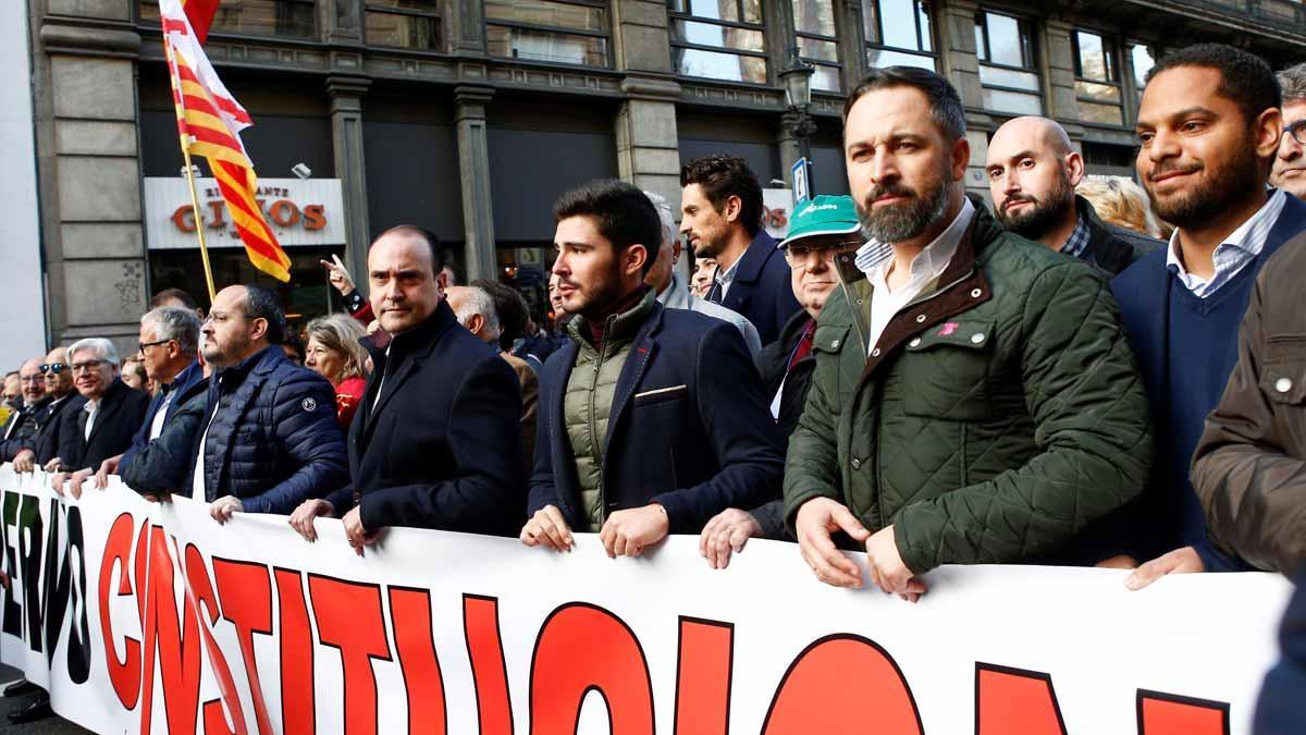  Manifestación en Barcelona por el Día de la Constitución española.