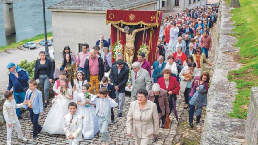 Tres días de festa na honra do Cristo da Victoria