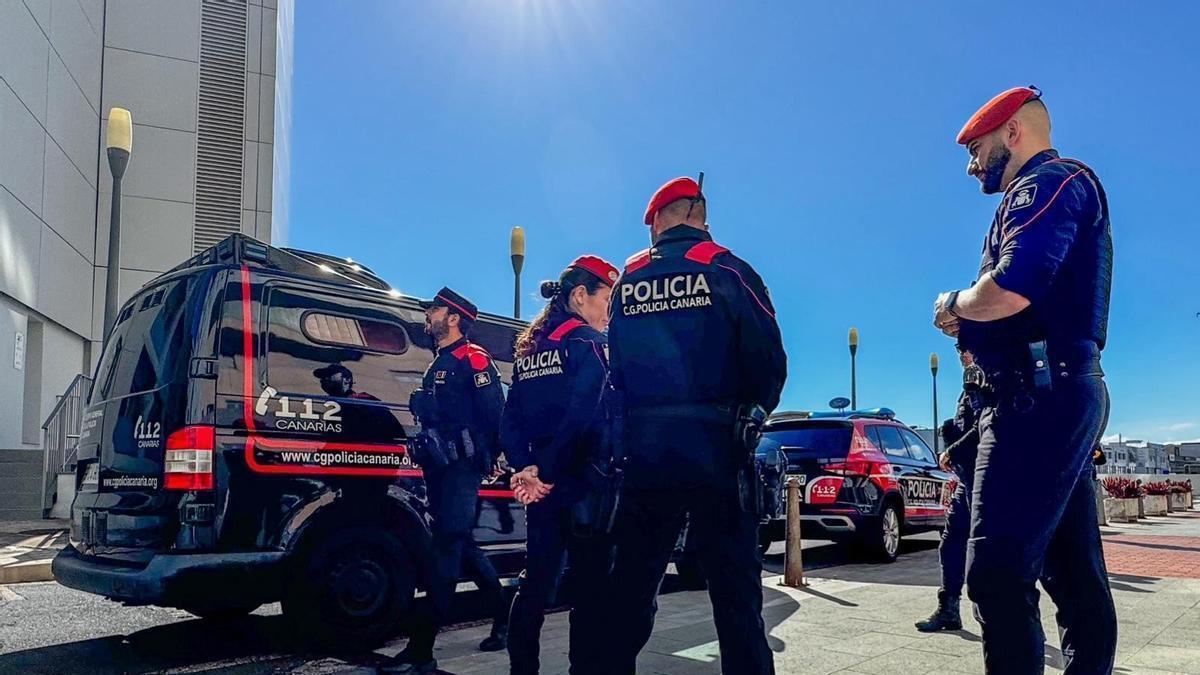 Agentes del Cuerpo General de la Policía Canaria