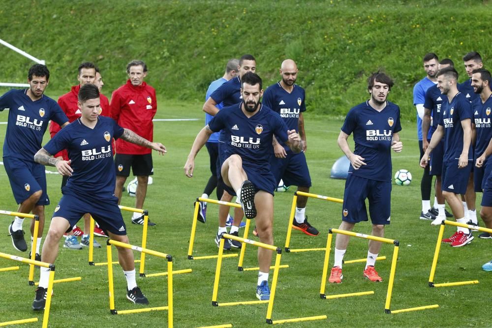 Negredo, uno de los protagonistas del lluvioso día