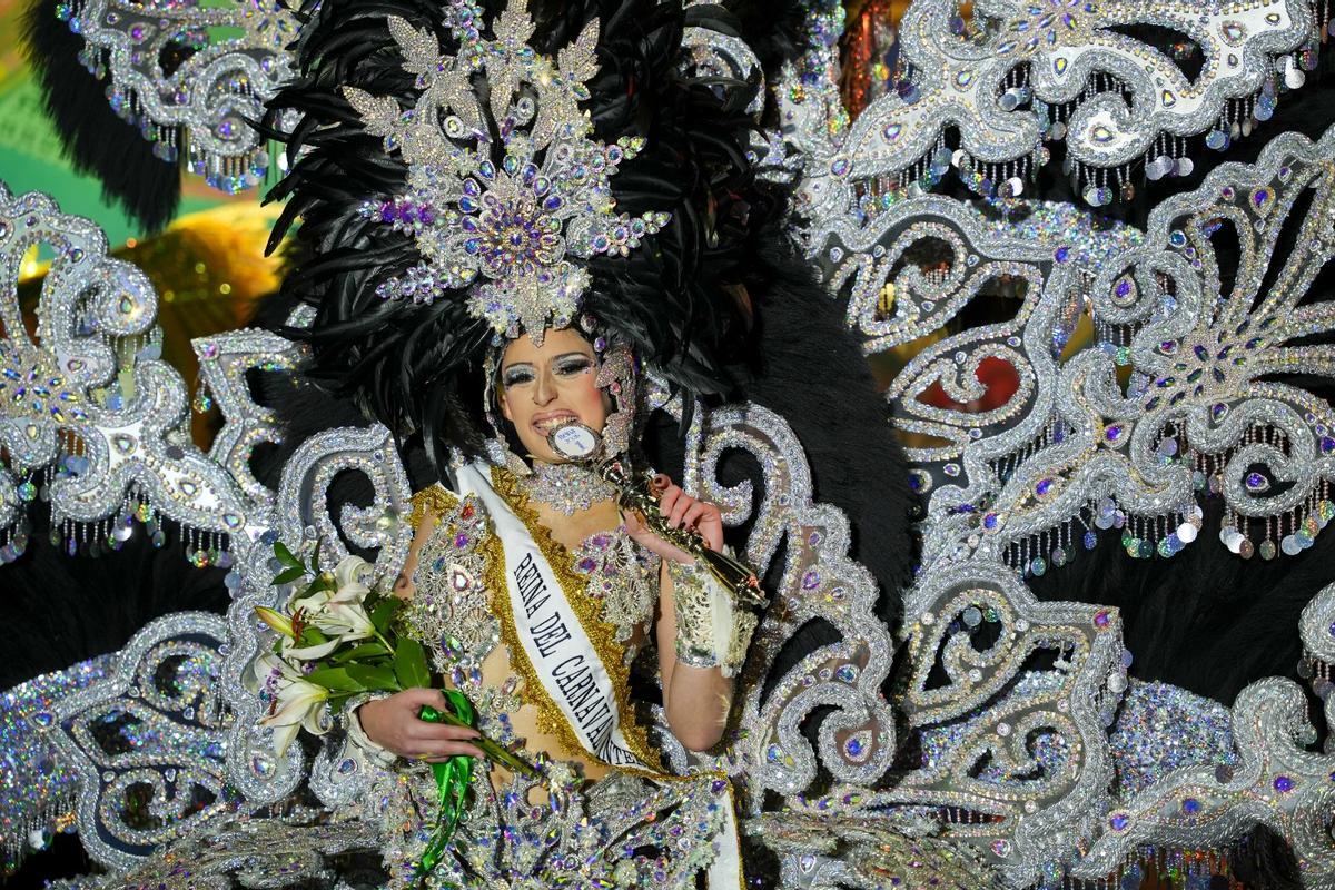 Marta del Carmen Febles, Reina Adulta del Carnaval del Puerto 2026.