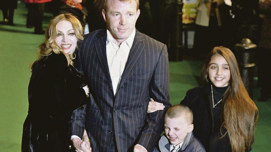 Madonna, Guy Ritchie, Rocco y Lourdes. // Efe