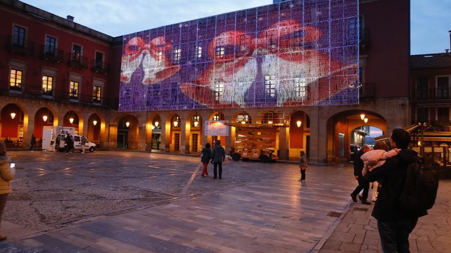 VÍDEO: Así brillará la Plaza Mayor de Gijón esta Navidad