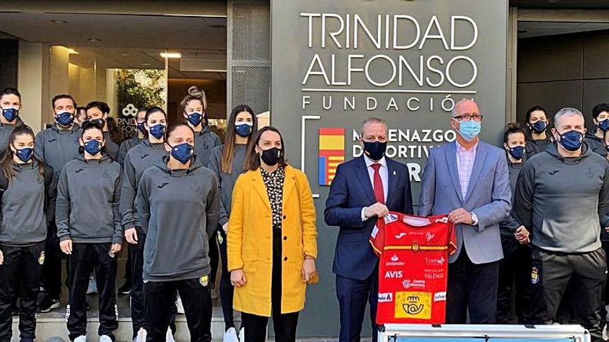 La selección ha visitado la Fundación Trinidad Alfonso