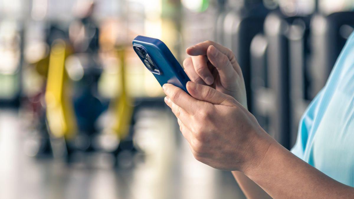 La eSIM permite usar WhatsApp, Google Maps o Instagram en cualquier destino.