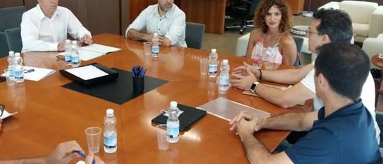 Imagen de la reunión celebrada entre el alcalde y el conseller Climent.