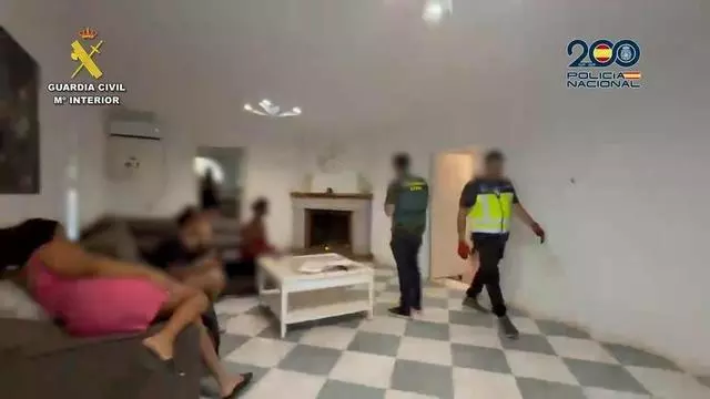 Vídeo | Desarticuladas dos organizaciones criminales dedicadas a la explotación sexual de mujeres en Sevilla