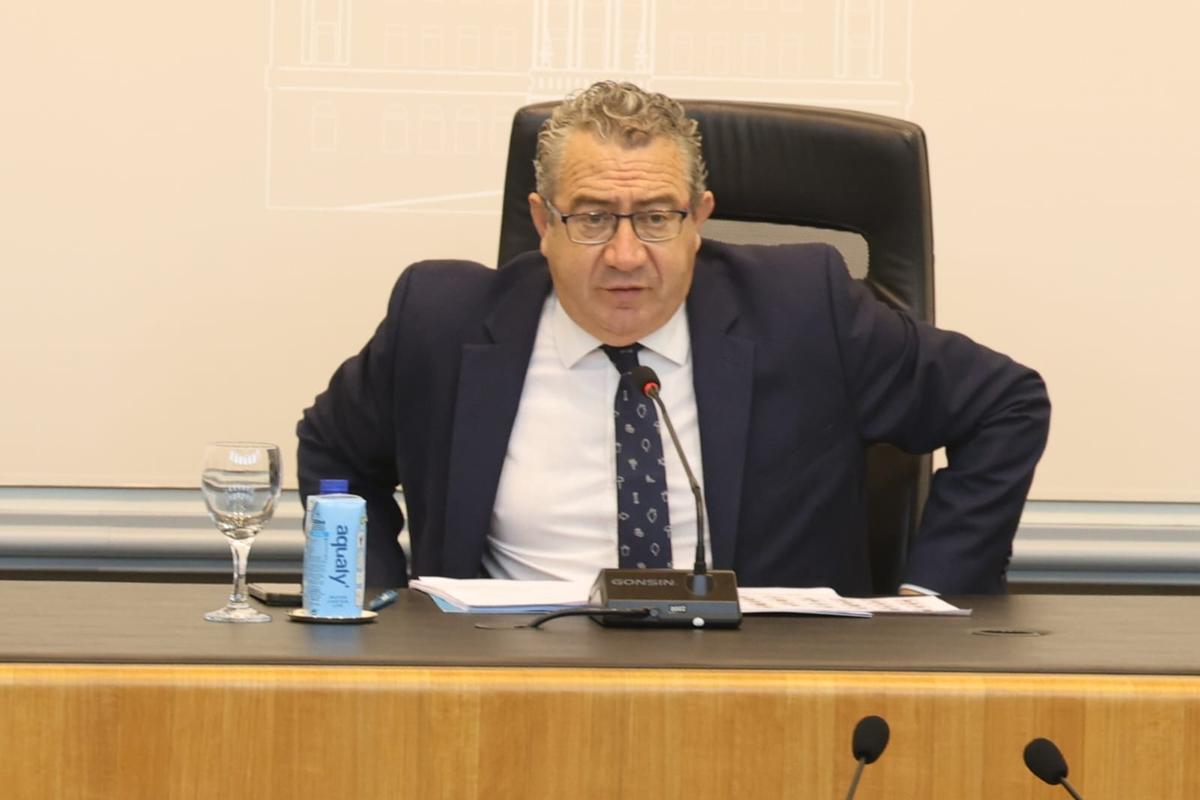 Pleno extraordinario en la Diputación de Alicante para aprobar el presupuesto de 2026