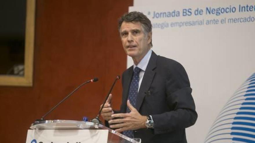 El consejero delegado de Banco Sabadell, Jaume Guardiola, ayer, en Alicante.