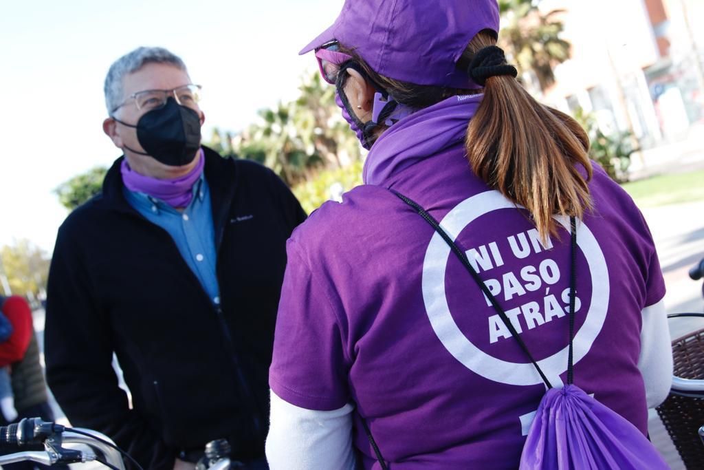 Marcha en bici contra la violencia machista