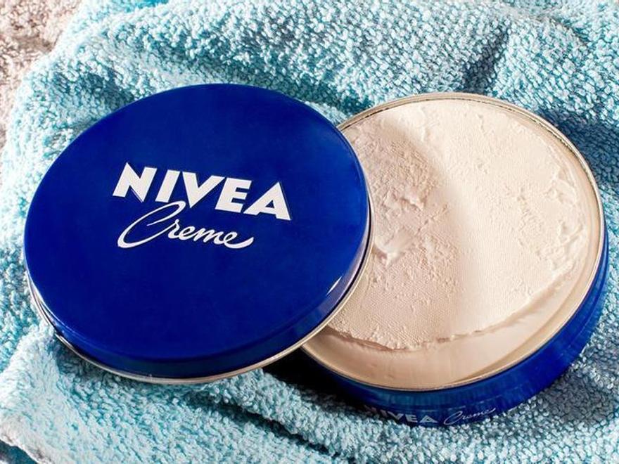 Nivea en las pinzas: la tendencia que arrasa y copia más gente