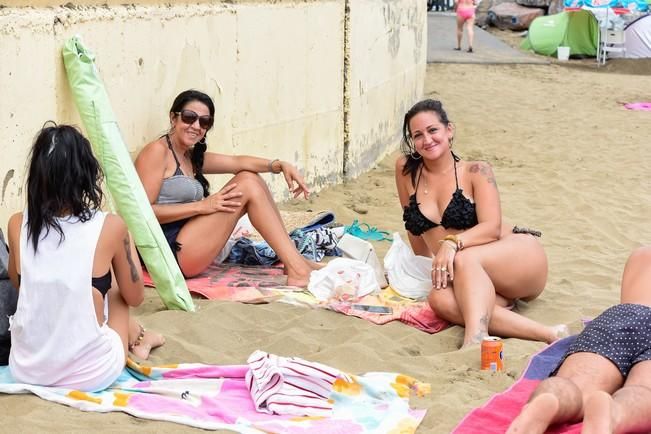 Dia del Pino en la Playa de Las Alcaravaneras