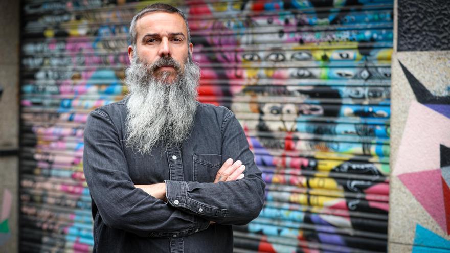 «Parece que queren cargarse o centro para derivar o ocio ao porto e Agrela»