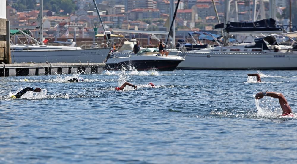 El luso gana la prueba entre Moaña y el Náutico de Vigo por tercera vez. Águeda Cons se impone en féminas