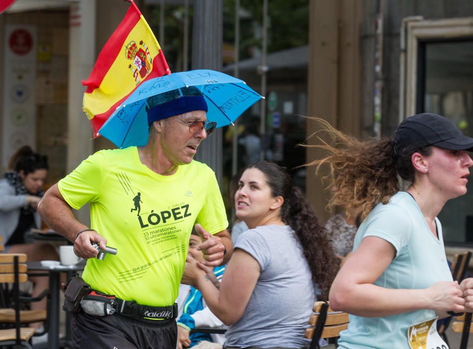 Hamid se adjudica el Medio Maratón de Alicante.