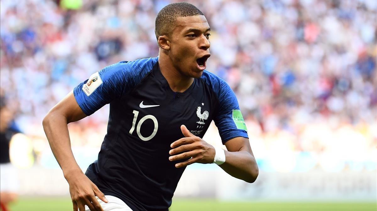 zentauroepp44067448 france s forward kylian mbappe celebrates after scoring thei180630172930