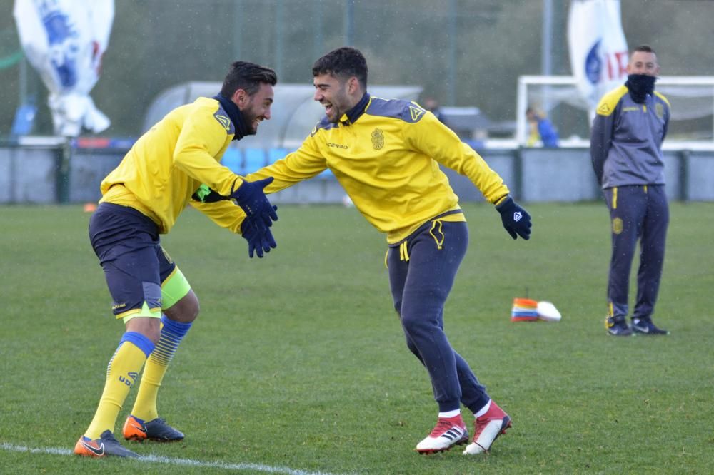 Entrenamiento de la U.D. Las Palmas en Abegondo