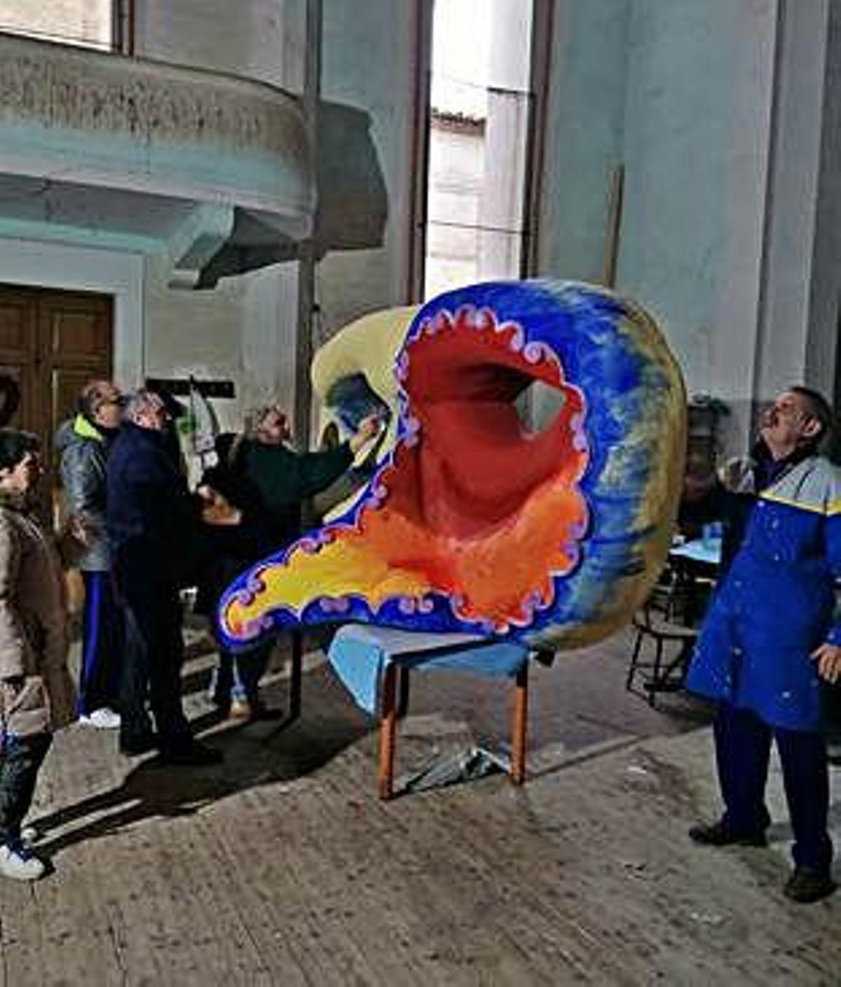 Toro: arte enmascarado