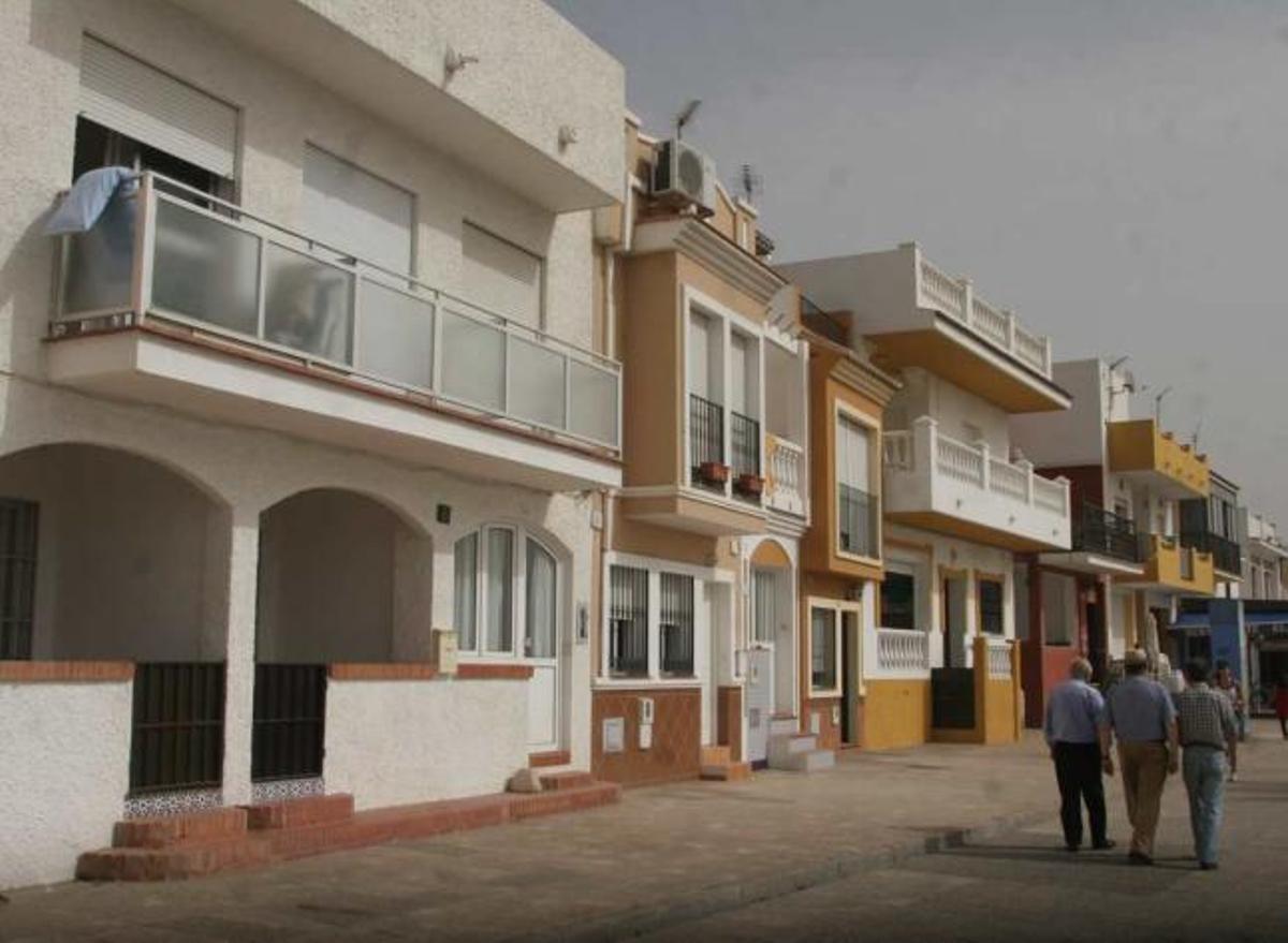 Pedregalejo. Casas en la playa de las Acacias.