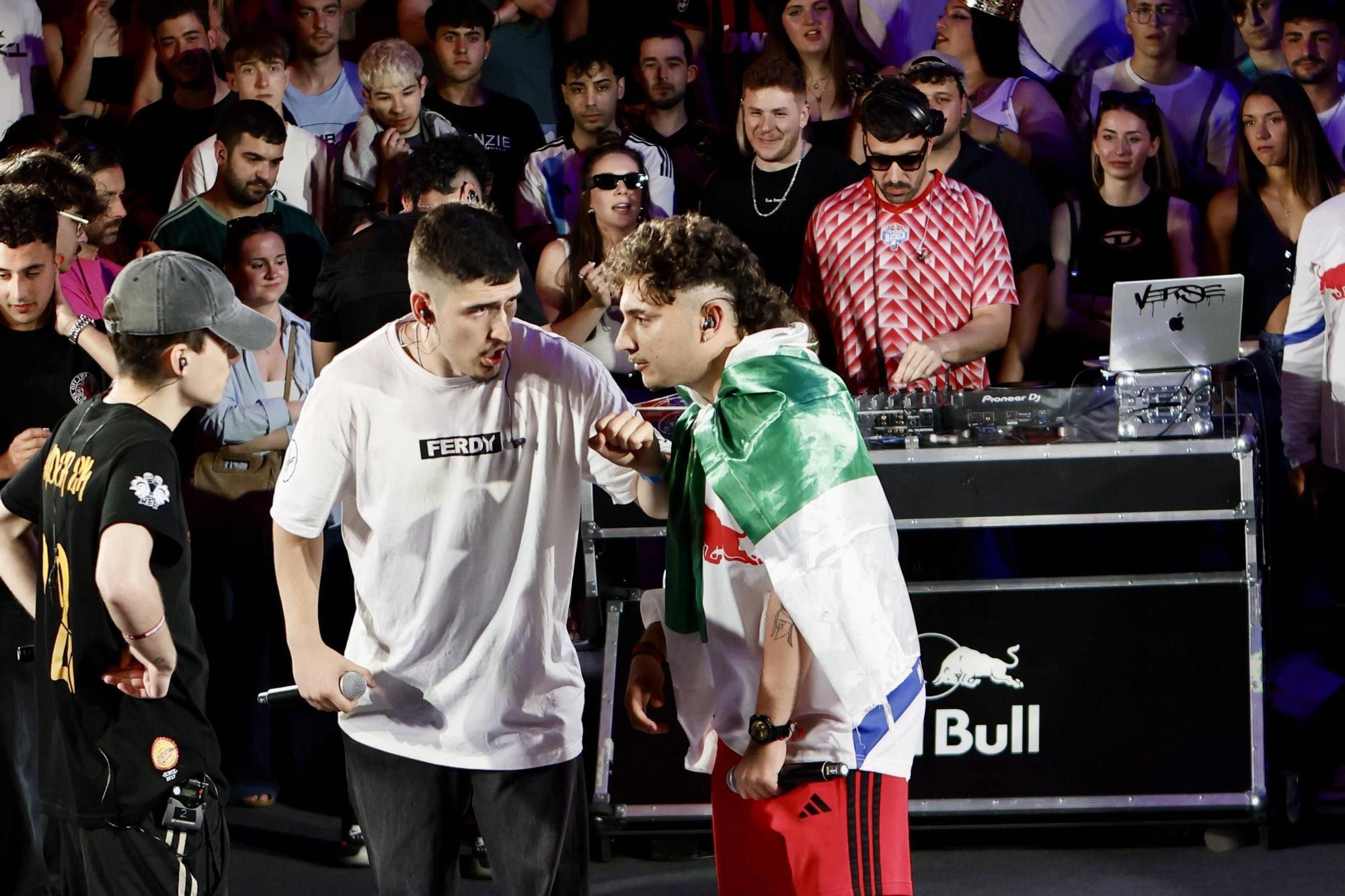 Así fue el torneo de freestyle en Gijón para coronar al mejor &quot;batallero&quot; (en imágenes)