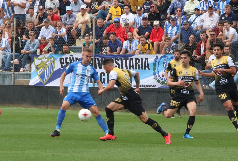 El filial malaguista empata a cero con el conjunto murciano en la ida y se jugará el ascenso en la vuelta.