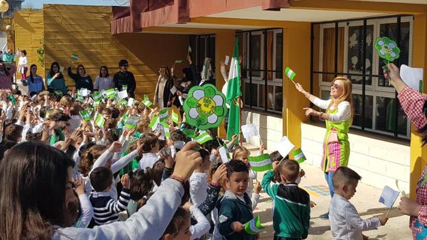 El 40º aniversario del referéndum de autonomía gana peso el próximo 28F