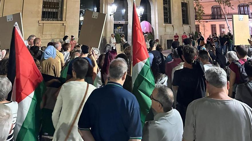 Xàtiva acoge una concentración de apoyo al pueblo palestino