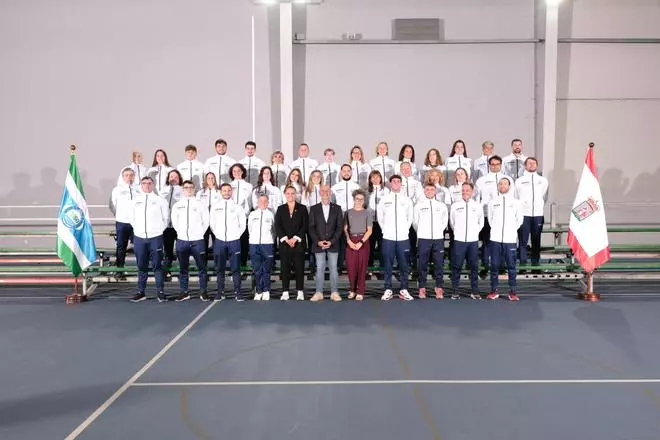 La presentación de la sección de natación del Santa Olaya, en imágenes
