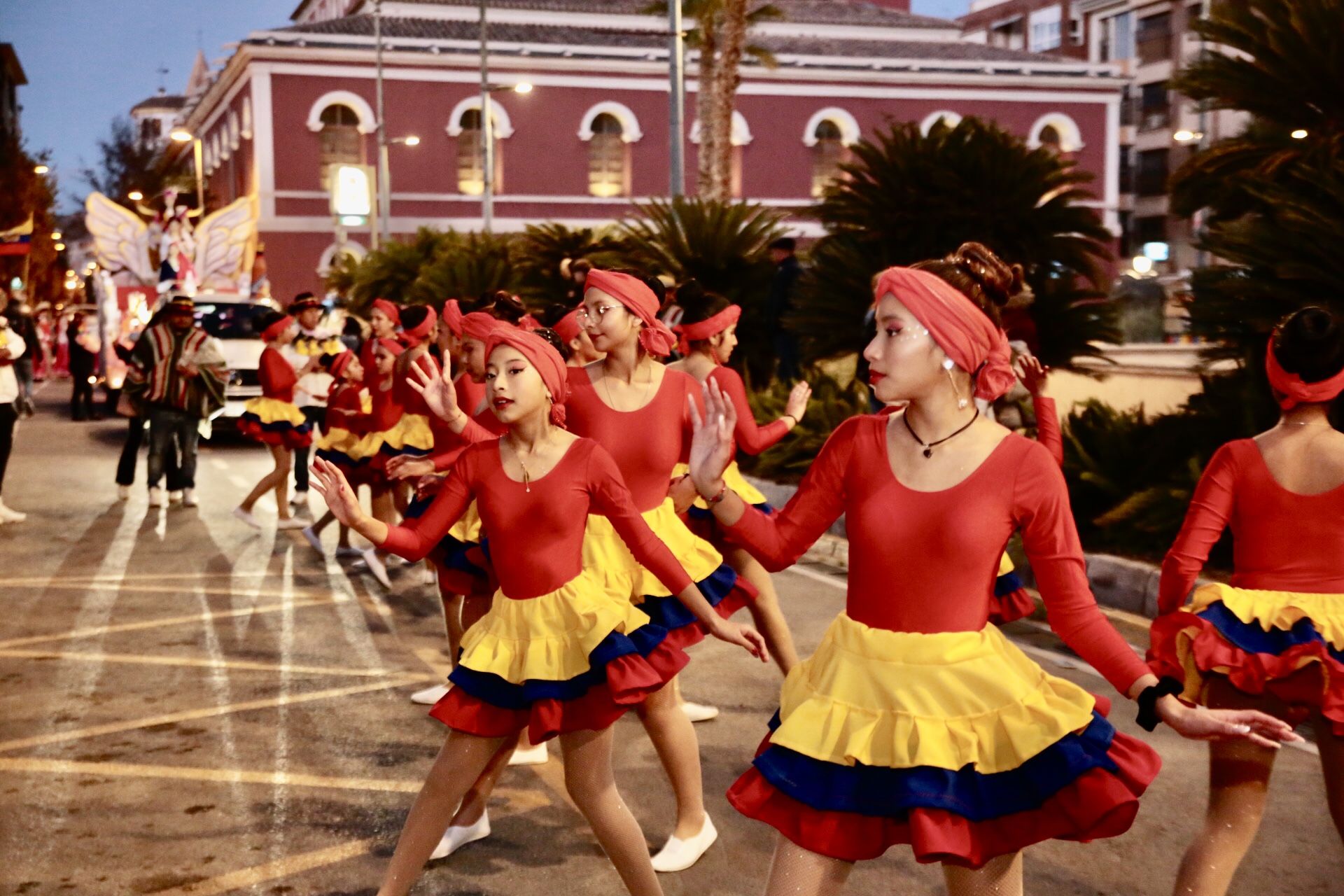 Miles de personas disfrutan del Carnaval en las calles de Lorca