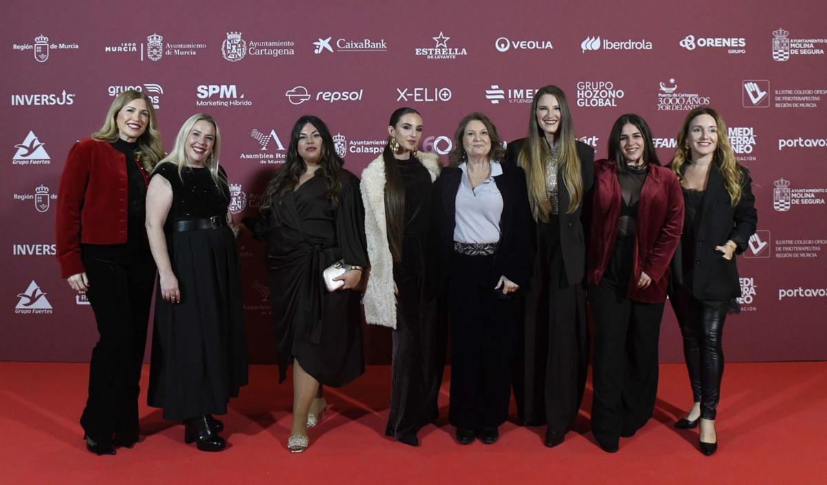 Las influencers no quisieron perderse la gala de los Importantes. | ISRAEL SÁNCHEZ