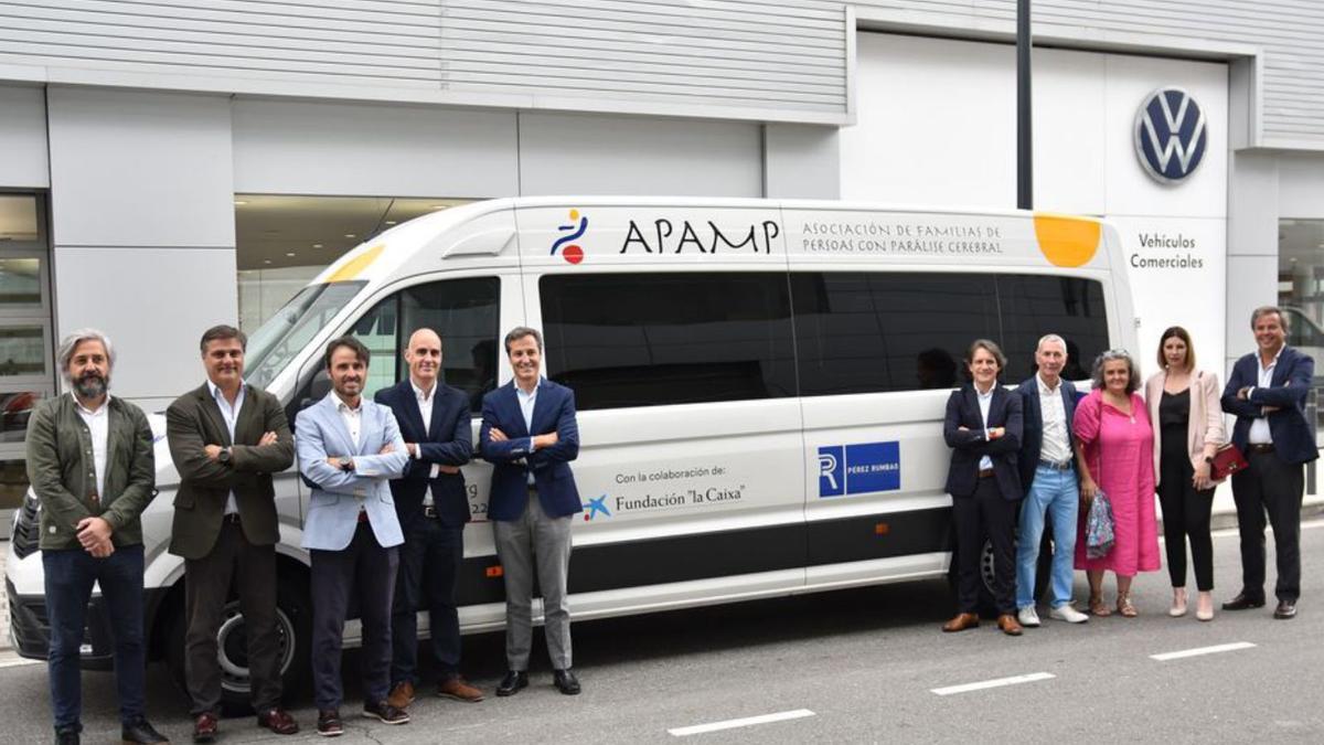 La asociación APAMP estrena nuevo vehículo  | FDV