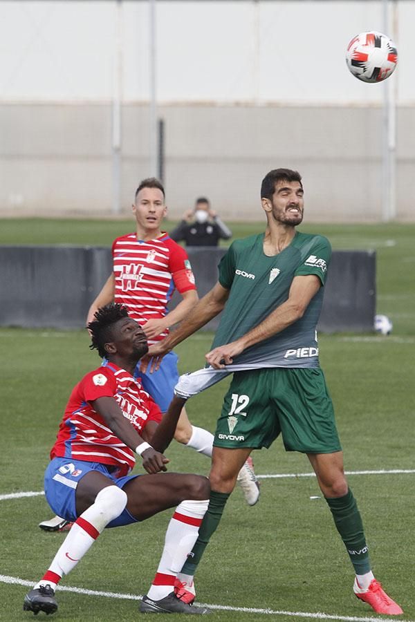 Las imágenes del Recreativo Granada-Córdoba CF