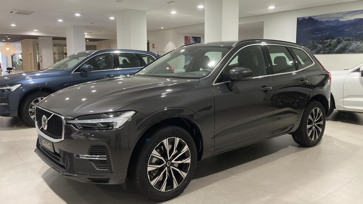 El Volvo XC60 en la exposición de las instalaciones de Auto Sweden de la calle Aben Al Abbar en València.