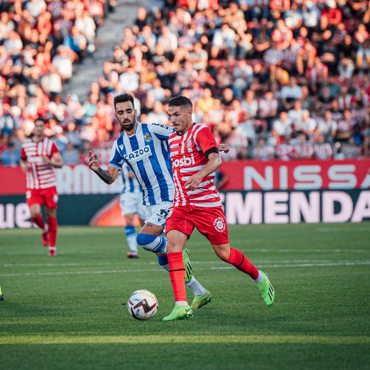 Manu Vallejo en un partido con el Girona FC