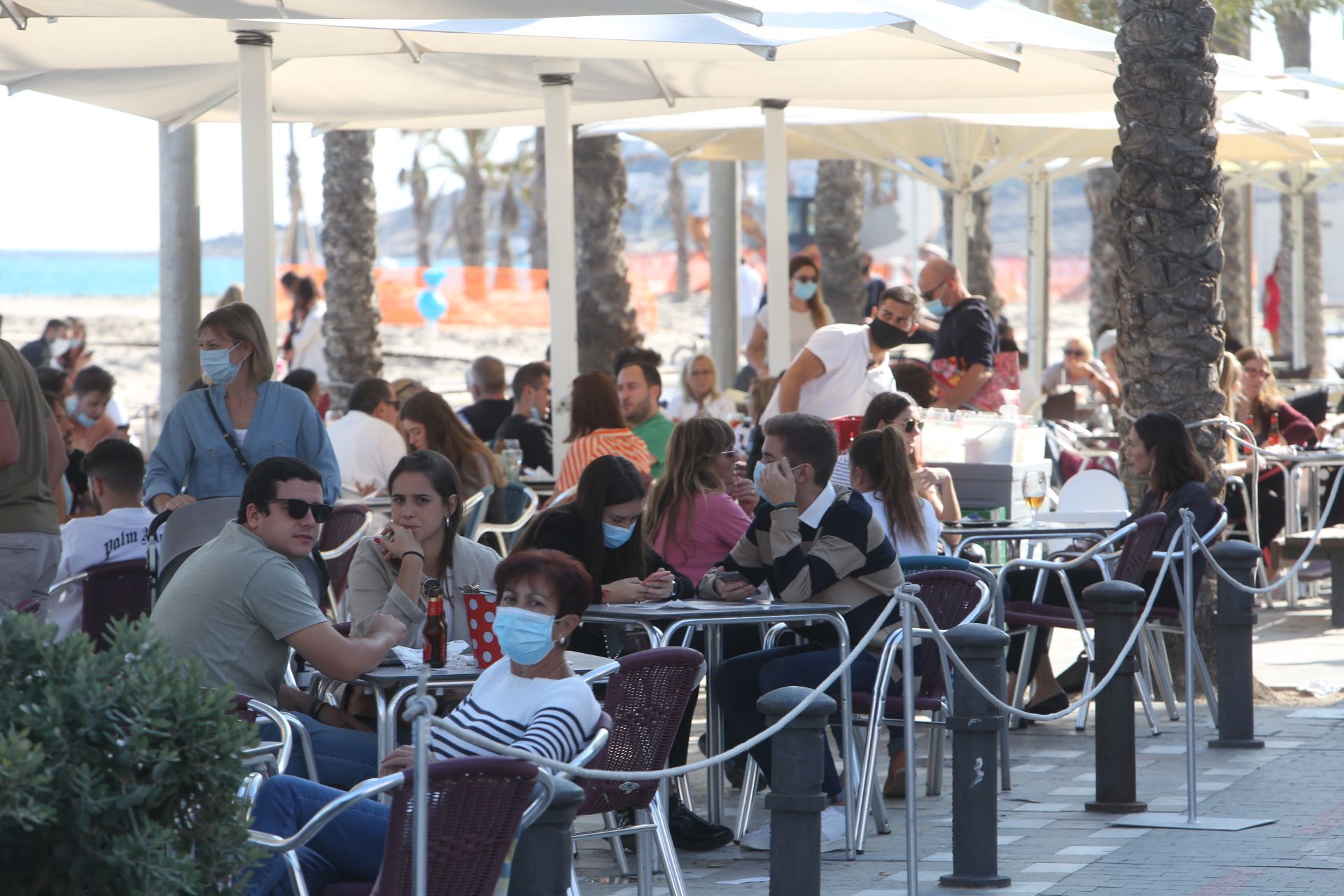 El primer día del toque de queda en Alicante transcurre con aparente normalidad