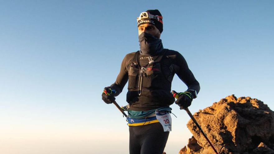 Alexis Martín durante su paso por La Rambleta en la Bluetrail.