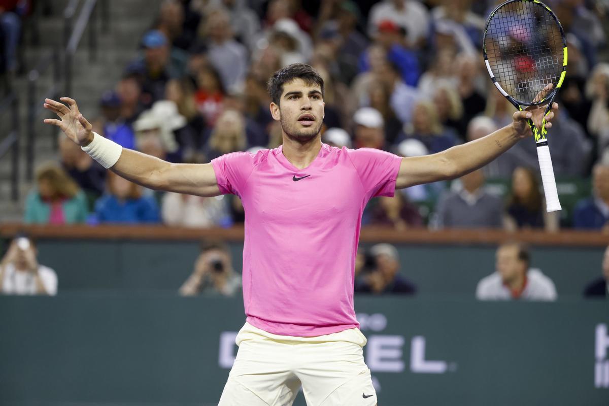 Carlos Alcaraz, tras vencer a Medvedev en la final de Indian Wells.