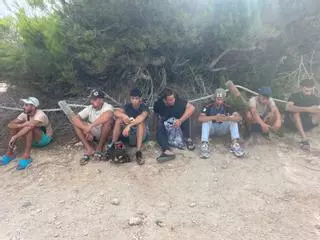 Galería: migrantes argelinos llegados en pateras a Formentera