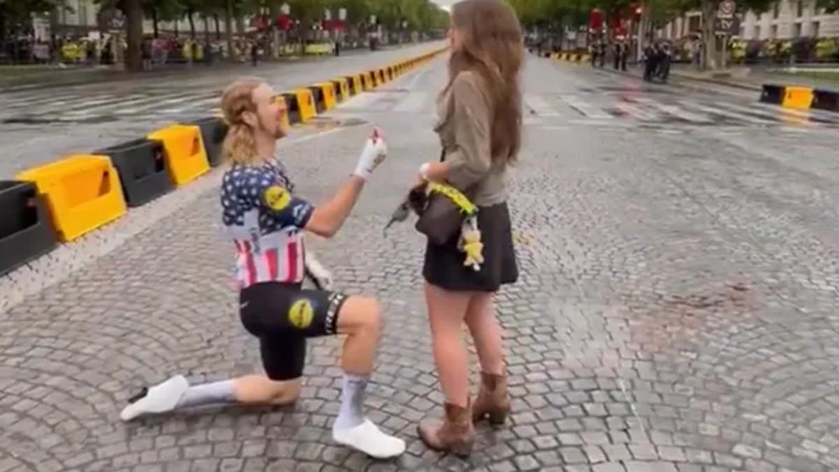 Quinn Simmons pidió matrimonio a su pareja en París