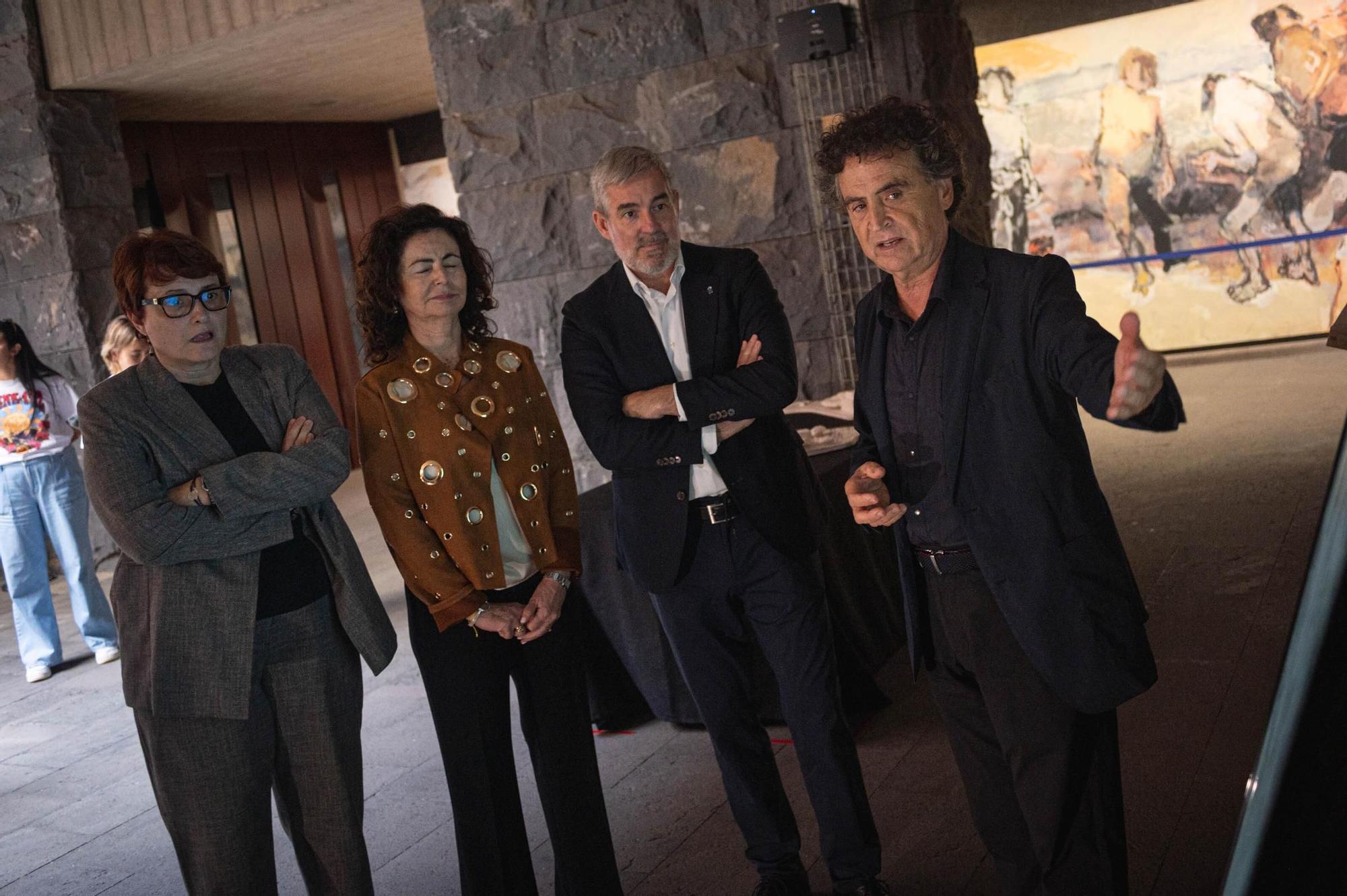 Exposición por el 25 aniversario del edificio de Presidencia de Gobierno