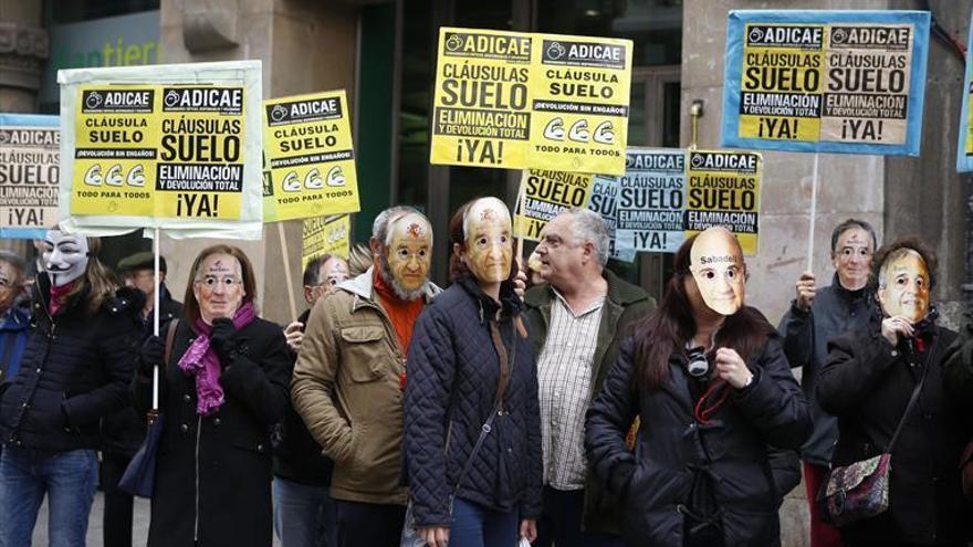 Zaragoza reabre la vía para anular las cláusulas suelo renegociadas